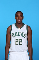 Khris Middleton Longsleeve T-shirt #3962379