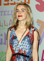 Kiernan Shipka mug #G1231488