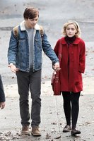 Kiernan Shipka longsleeve t-shirt #3224185