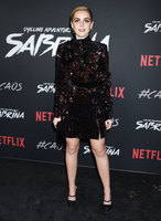 Kiernan Shipka longsleeve t-shirt #3763464