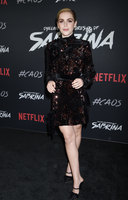 Kiernan Shipka tote bag #G2380726