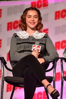 Kiernan Shipka mug #G2505008