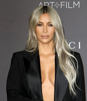 Kim   Kardashian Longsleeve T-shirt #2870113