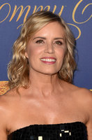 Kim Dickens Longsleeve T-shirt #3794048