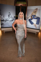 Kim Kardashian tote bag #G1167638