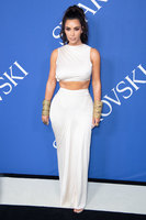 Kim Kardashian Sweatshirt #3287985