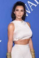 Kim Kardashian Sweatshirt #3288021