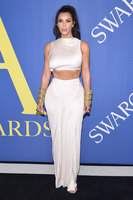 Kim Kardashian Sweatshirt #3288033