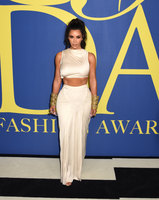 Kim Kardashian Sweatshirt #3288057