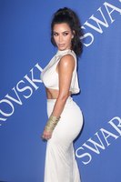 Kim Kardashian Sweatshirt #3288080
