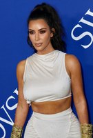 Kim Kardashian Sweatshirt #3288093