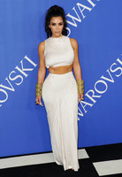 Kim Kardashian Sweatshirt #3288142