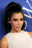 Kim Kardashian Sweatshirt #3288143