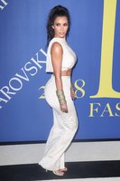 Kim Kardashian Sweatshirt #3288155