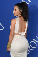 Kim Kardashian Sweatshirt #3288191