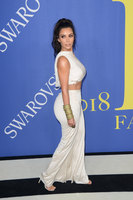 Kim Kardashian Sweatshirt #3288194