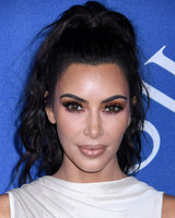Kim Kardashian Sweatshirt #3288208