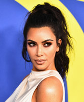 Kim Kardashian Sweatshirt #3288221