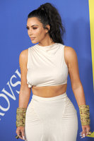 Kim Kardashian Sweatshirt #3288224