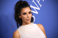 Kim Kardashian Sweatshirt #3288291