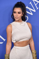 Kim Kardashian Sweatshirt #3288301