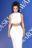 Kim Kardashian Sweatshirt #3288308