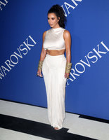 Kim Kardashian Sweatshirt #3288326