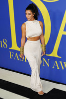 Kim Kardashian Sweatshirt #3288332