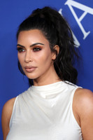 Kim Kardashian Sweatshirt #3288344