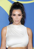 Kim Kardashian Sweatshirt #3288357