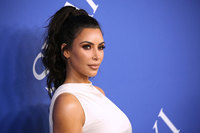 Kim Kardashian Sweatshirt #3288377