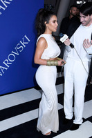 Kim Kardashian Sweatshirt #3288382