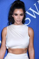 Kim Kardashian t-shirt #3288457