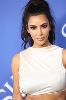 Kim Kardashian Sweatshirt #3288471