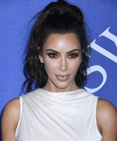 Kim Kardashian t-shirt #3288478