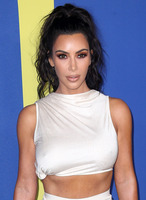 Kim Kardashian Sweatshirt #3288483