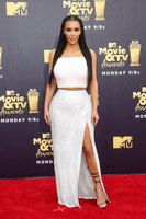 Kim Kardashian Sweatshirt #3751271