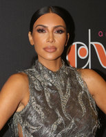 Kim Kardashian Sweatshirt #3802664