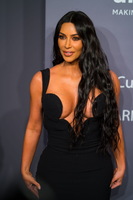 Kim Kardashian Sweatshirt #3802756