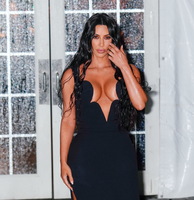Kim Kardashian t-shirt #3802787