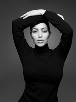 Kim Kardashian Sweatshirt #3828036