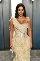 Kim Kardashian Sweatshirt #3948259