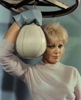 Kim Novak mug #G818652