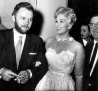 Kim Novak t-shirt #2669588