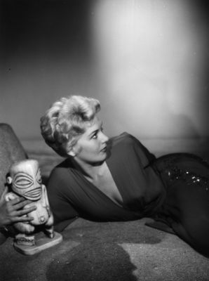 Kim Novak posters