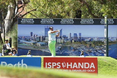 Kiradech Aphibarnrat posters