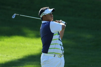 Kiradech Aphibarnrat posters