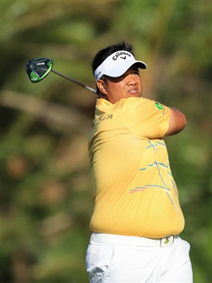 Kiradech Aphibarnrat posters