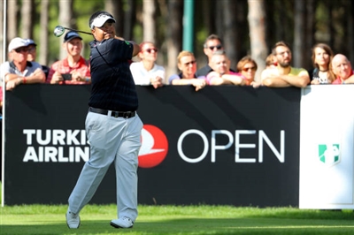 Kiradech Aphibarnrat posters
