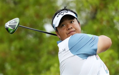 Kiradech Aphibarnrat posters